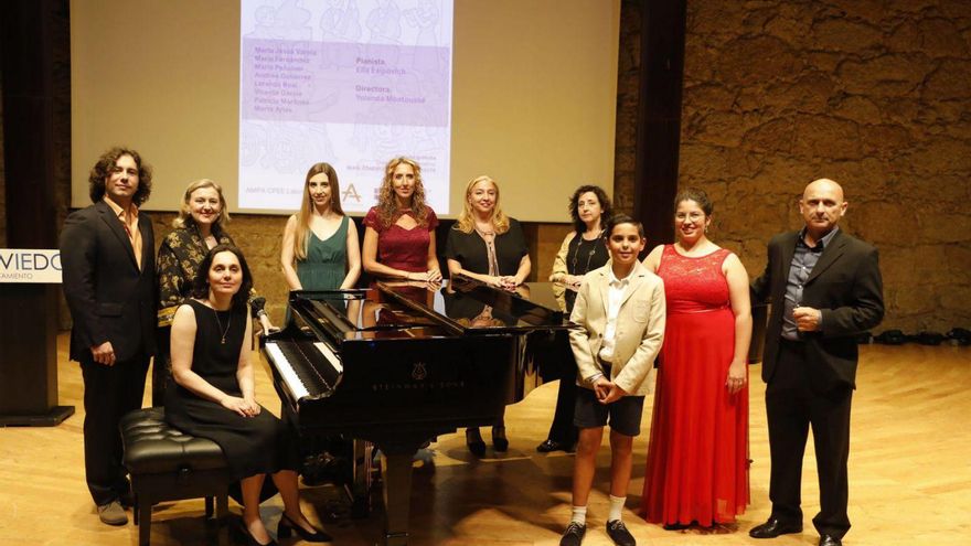 Buena música a favor del colegio de Educación Especial de Latores | FERNANDO RODRÍGUEZ