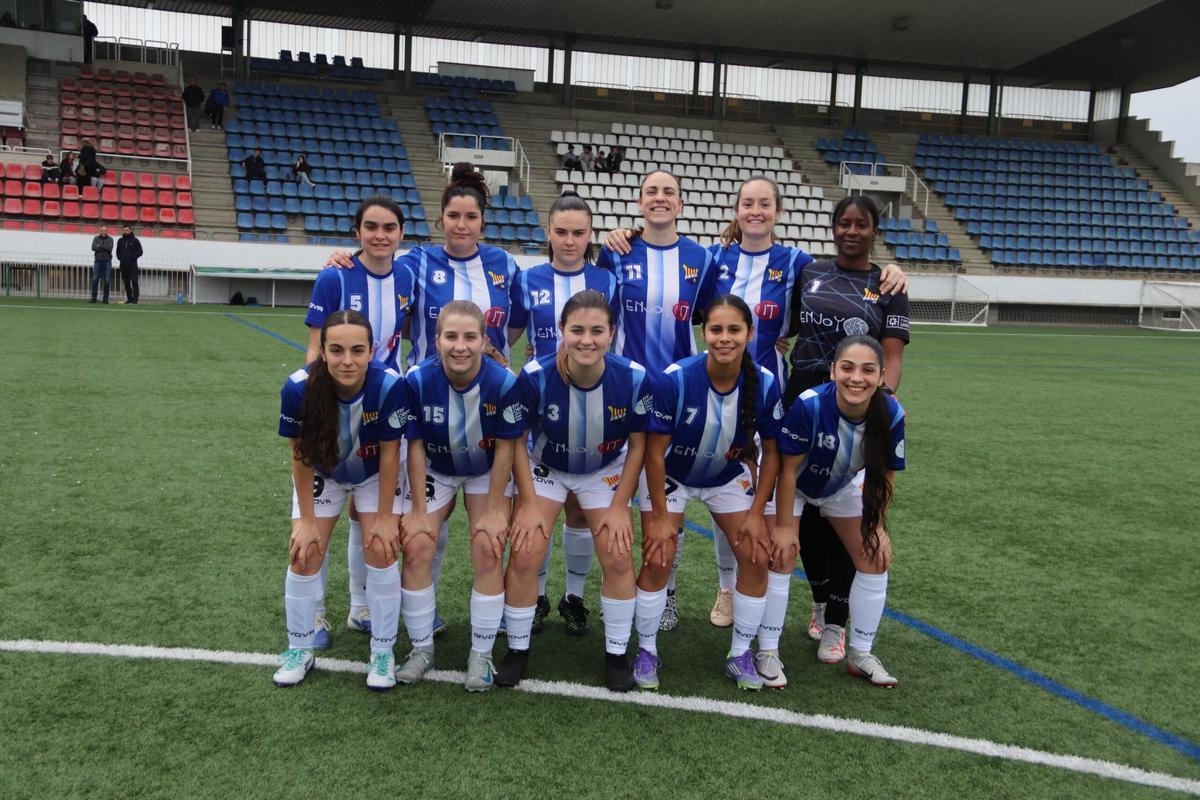 Foto d'equip, abans de començar el partit.