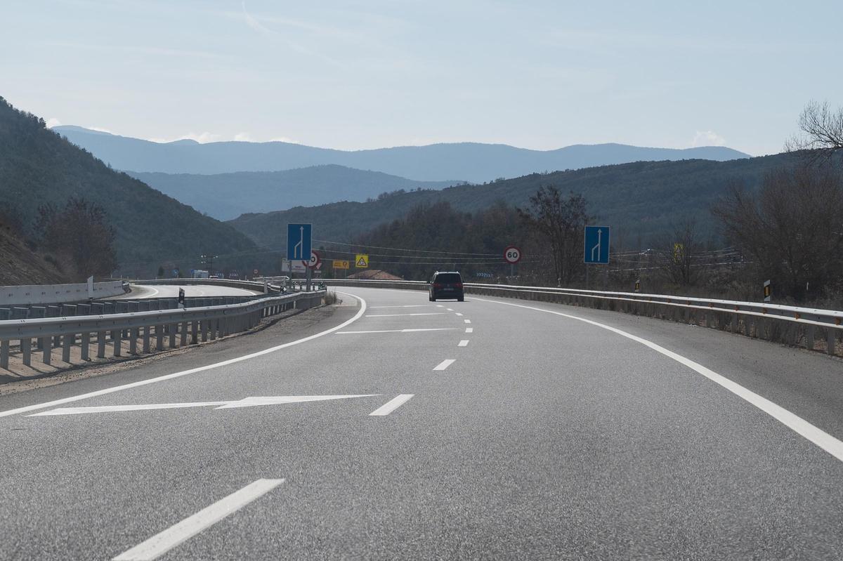 Sabiñánigo vive entre obras paralizadas y retenciones en carretera los domingos