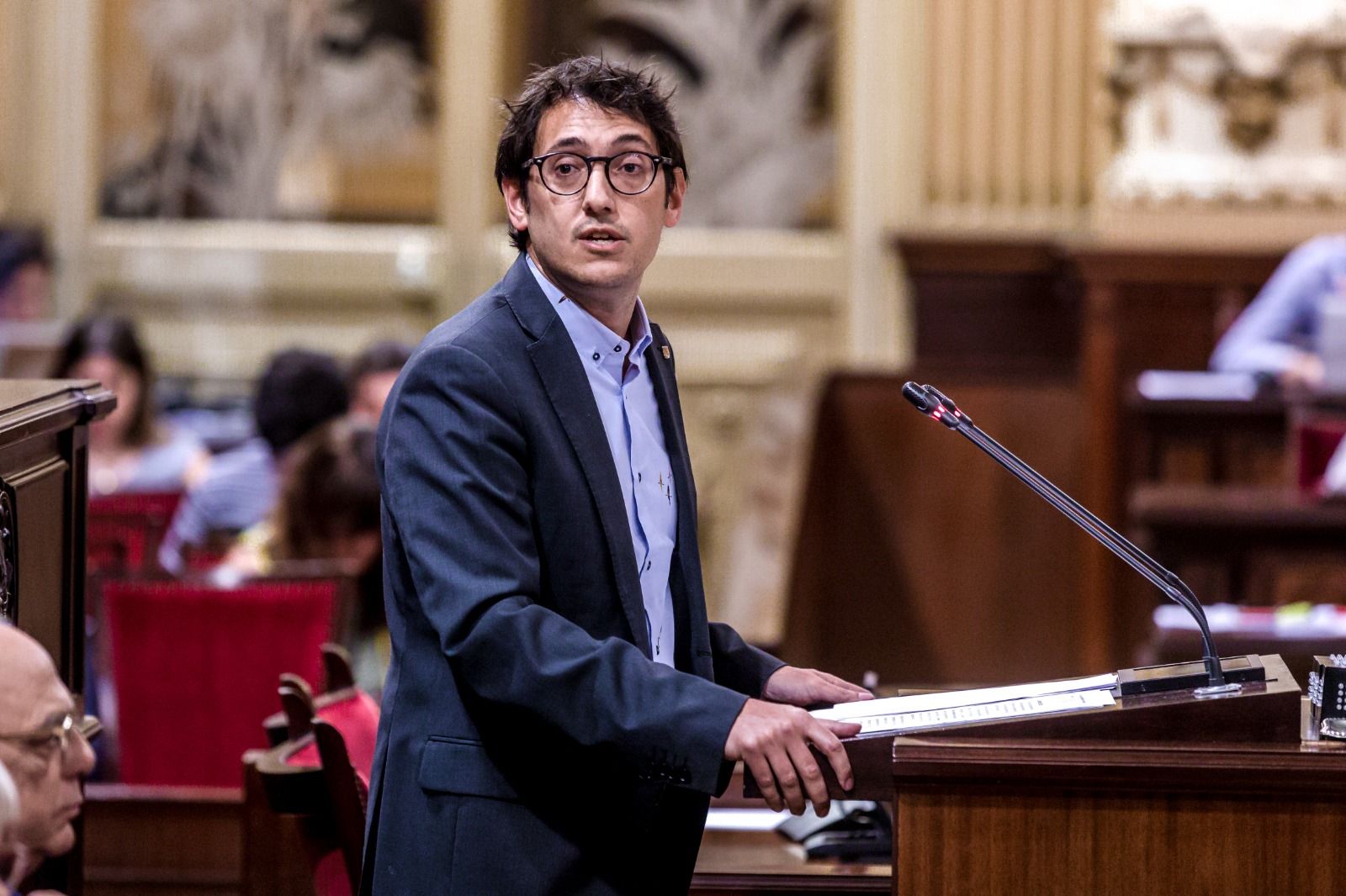 Debate de la Ley Turística en el Parlament