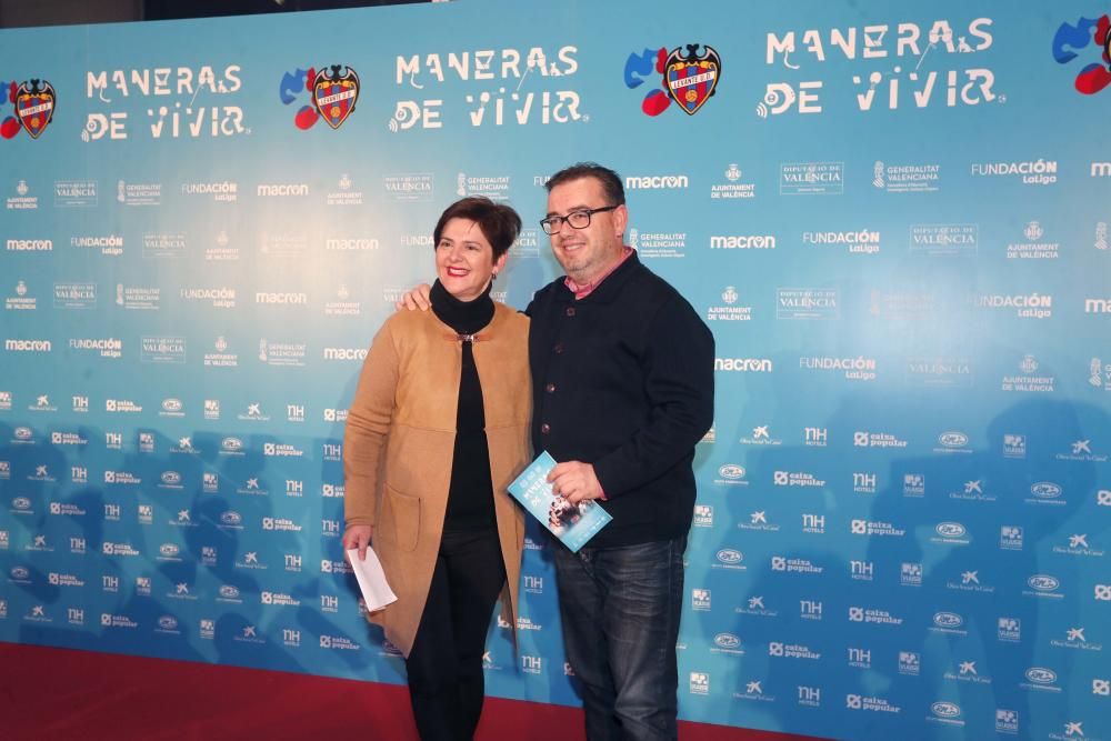 El Levante UD y su Fundación presentan la película levantinista "Maneras de vivir"