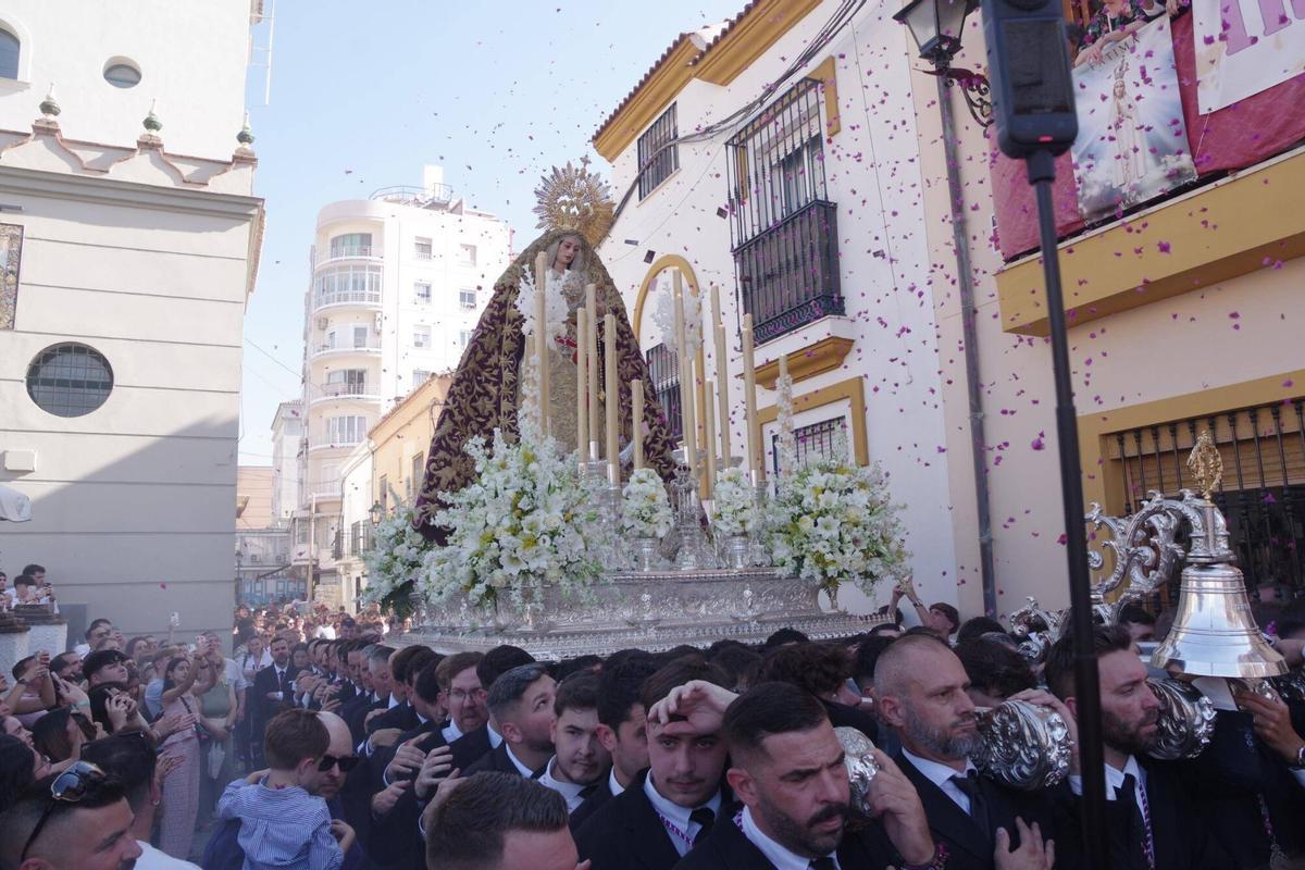 Procesión de la Virgen de la Trinidad Coronada, en imágenes