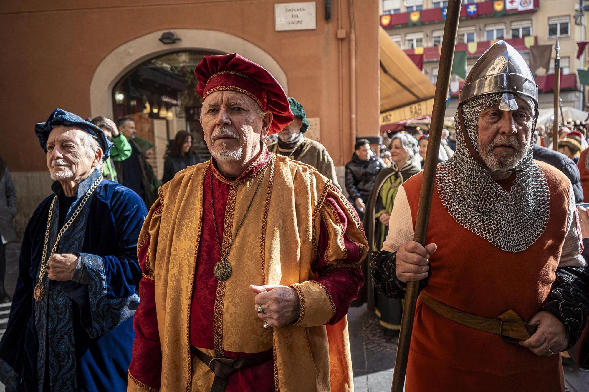 EN FOTOS | La Fira de l'Aixada 2024 omple el centre històric