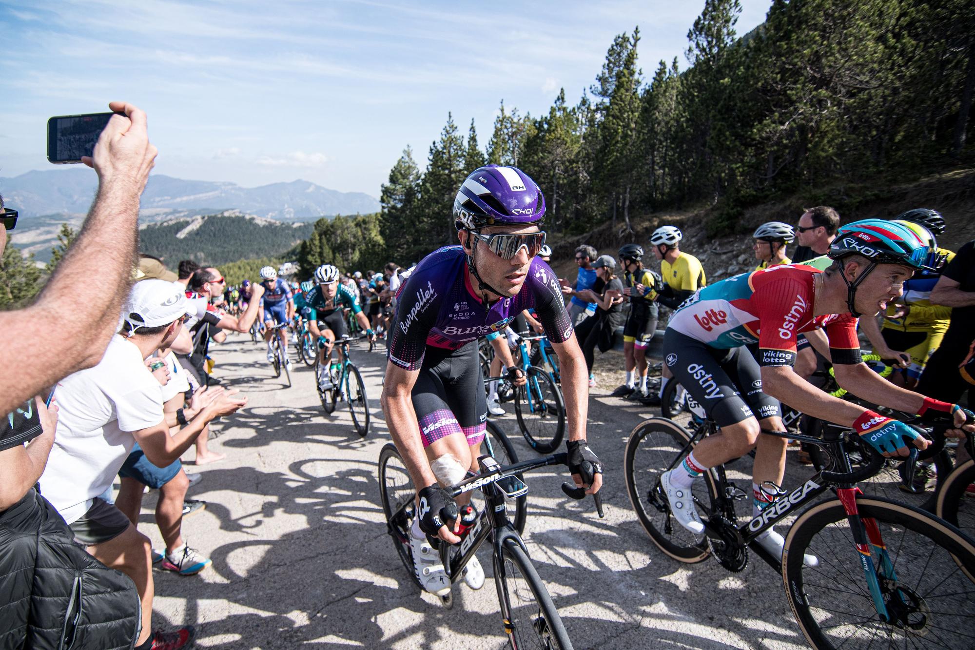 COLL DE PRADELL . LA VOLTA CATALUNYA . ETAPA 6 BERGA QUERALT