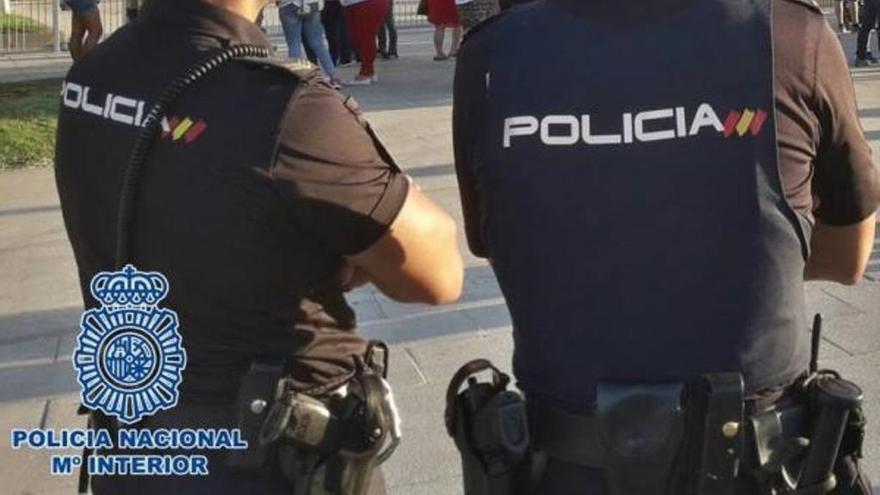 Agentes de la Policía Nacional.