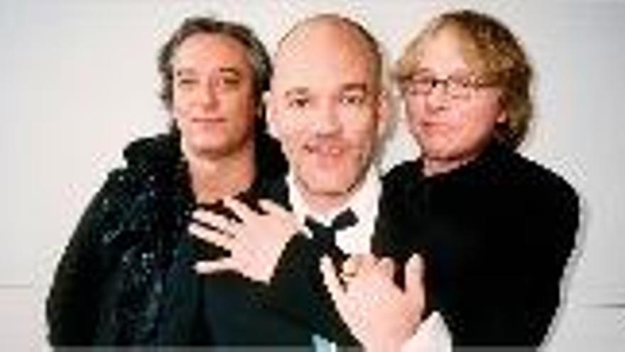 Michael Stipe, Mike Mills i Peter Buck.