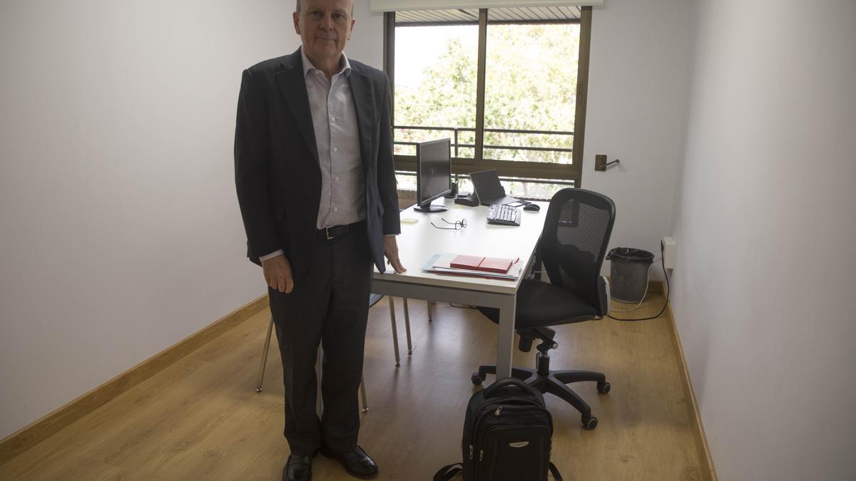 Máximo Buch, en su despacho de la Avd de Aragón, en una imagen de archivo.
