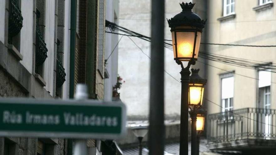 Las luces del casco urbano se cambiarán a led en seis meses. // Bernabé