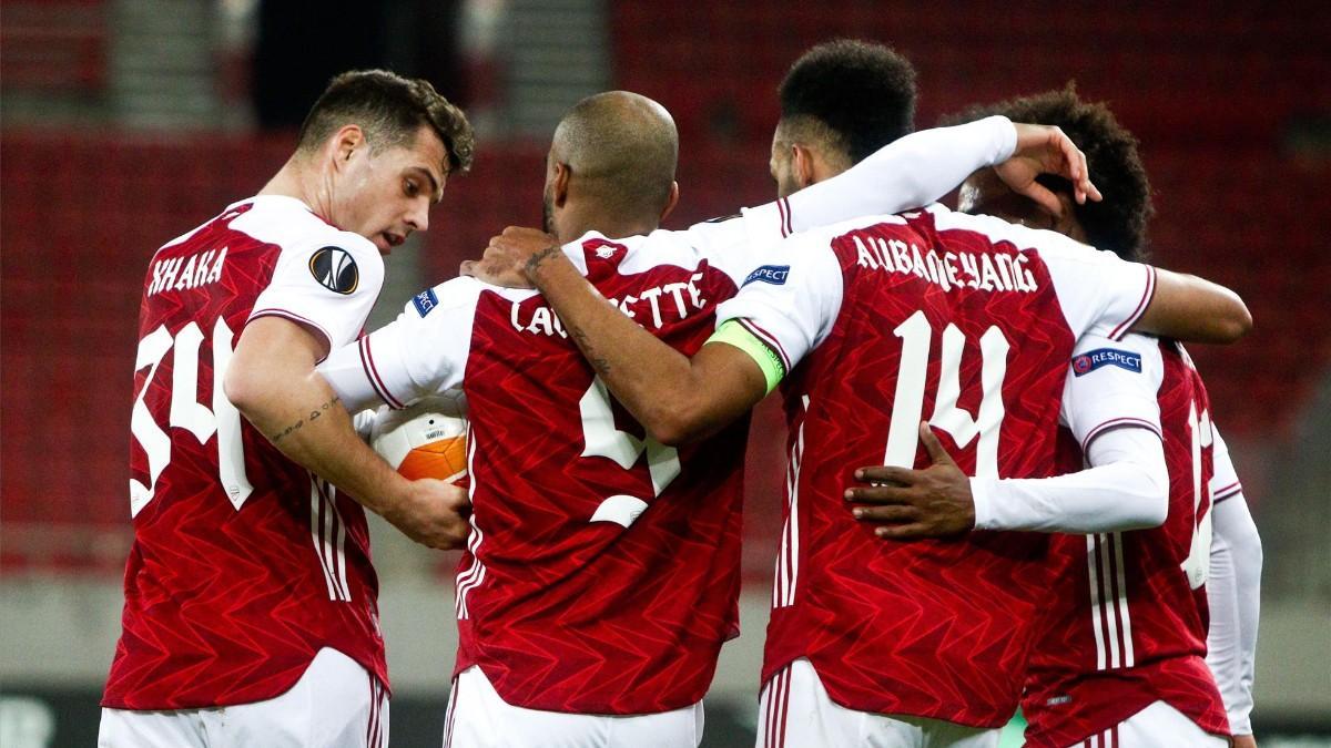 El Arsenal superó al Benfica en la Europa League