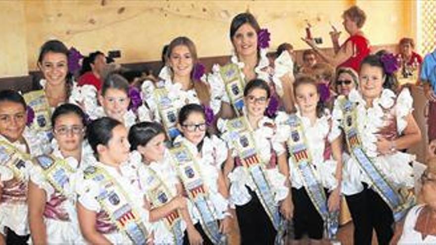 Las mujeres toman el mando  de las fiestas en Peñíscola