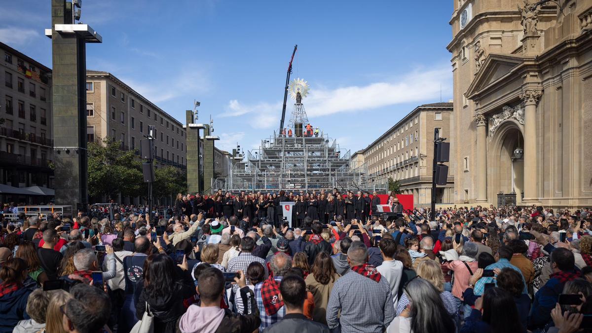 Estructura de la Virgen del Pilar el año pasado.