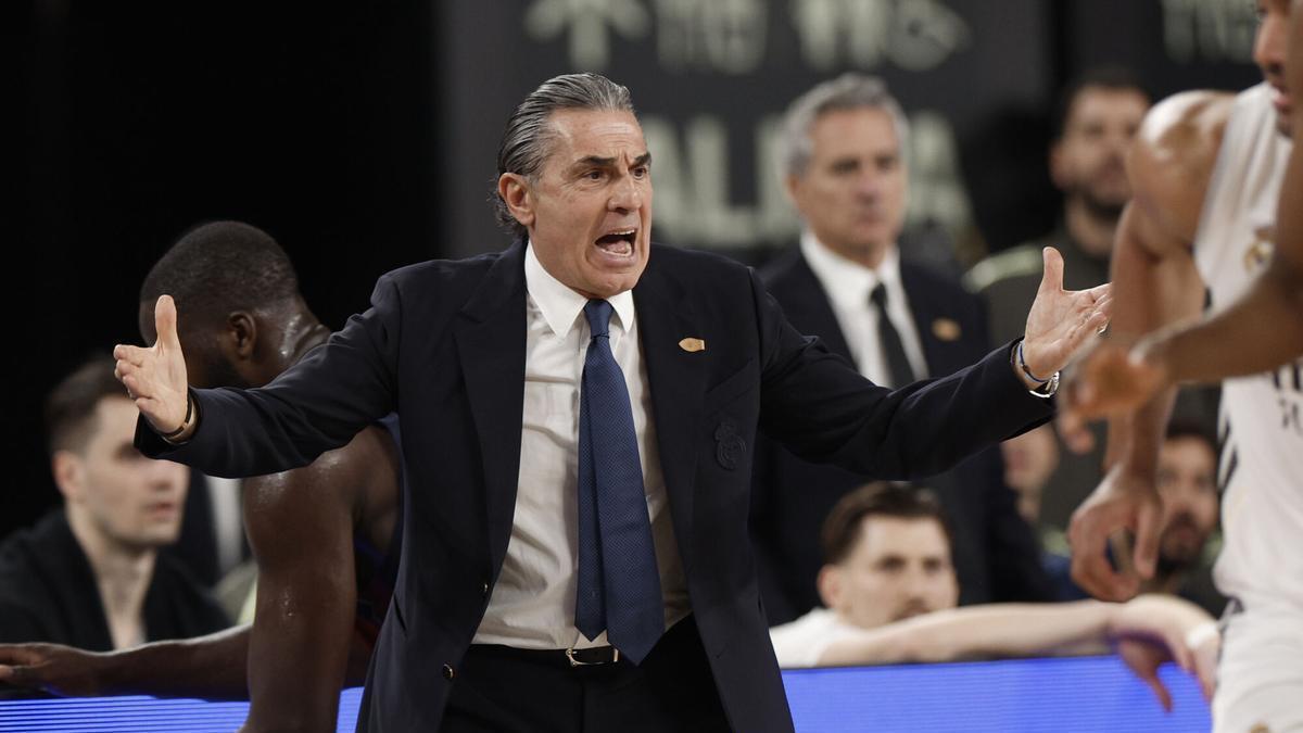 Scariolo, durante un partido del Real Madrid