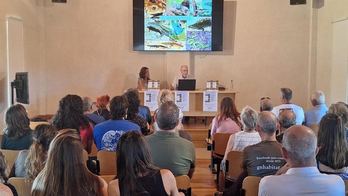 Marisol Díaz y Pedro Galán, en la presentación de la guía.
