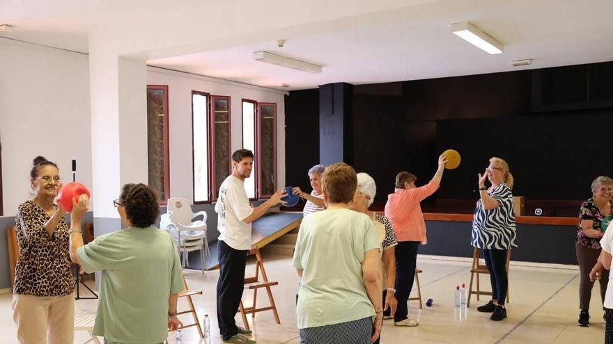 Las Palmas de Gran Canaria fomenta en verano el envejecimiento activo con el programa ‘Nos Movemos’