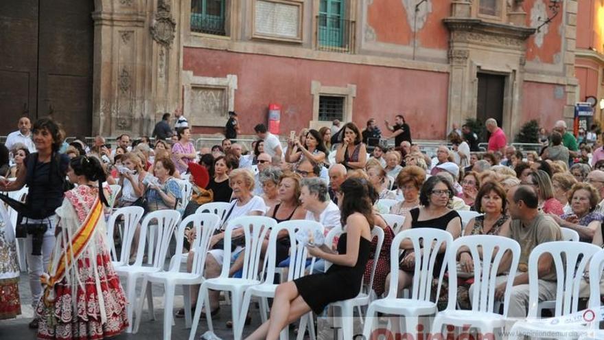 Se enciende la antorcha del folclore en Murcia