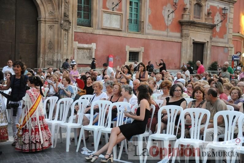 Se enciende la antorcha del folclore en Murcia