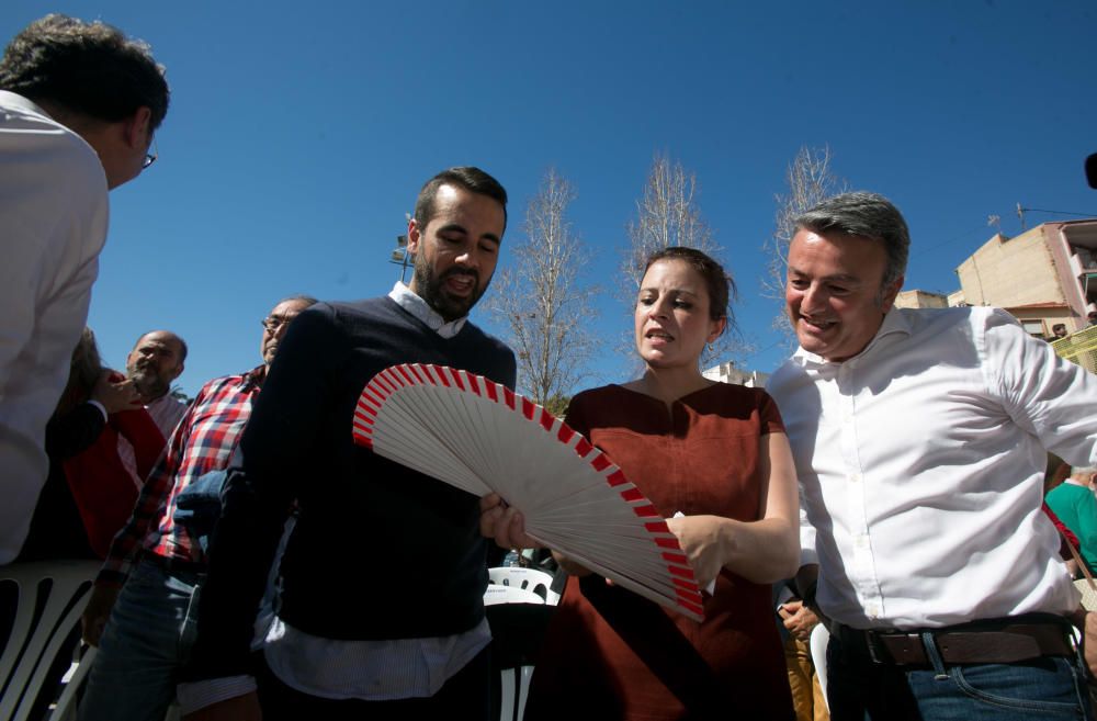 Más de 200 personas asisten al acto de precampaña de Francesc Sanguino celebrado en Las Cigarreres y al que ha asistido la la vicesecretaria general del PSOE, Adriana Lastra