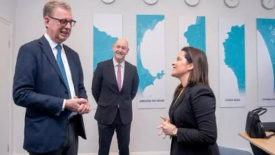 La consejera de Turismo se reúne con el presidente de la DRV en Berlín
