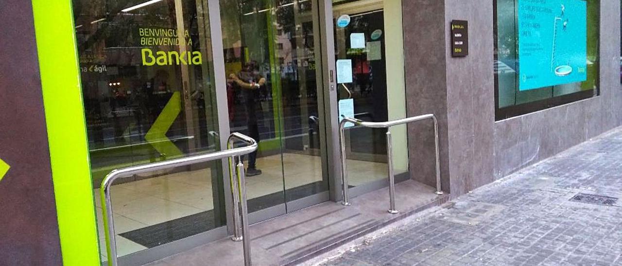 Bankia es una de las entidades con una red de oficinas más amplia en la C. Valenciana. | LEVANTE-EMV