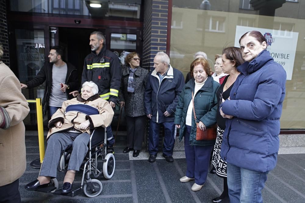 Incendio y desalojo en el centro de San Agustín