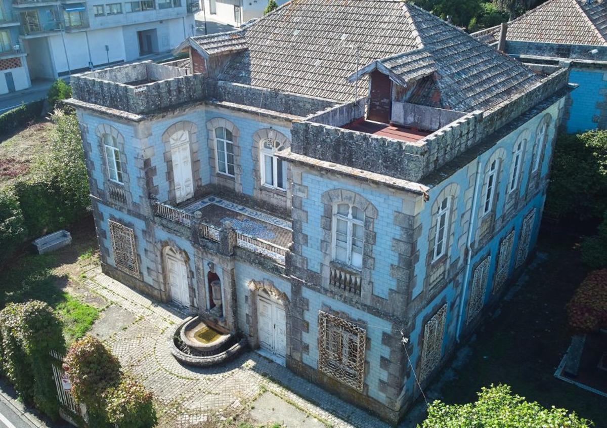 Vista aérea de la fachada principal de Villa María, en A Guarda. | D.P.
