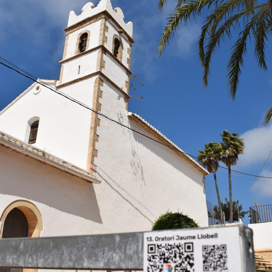 La nueva ruta guiada organizada por el consistorio recorre los puntos más emblemáticos del casco antiguo de la localidad.