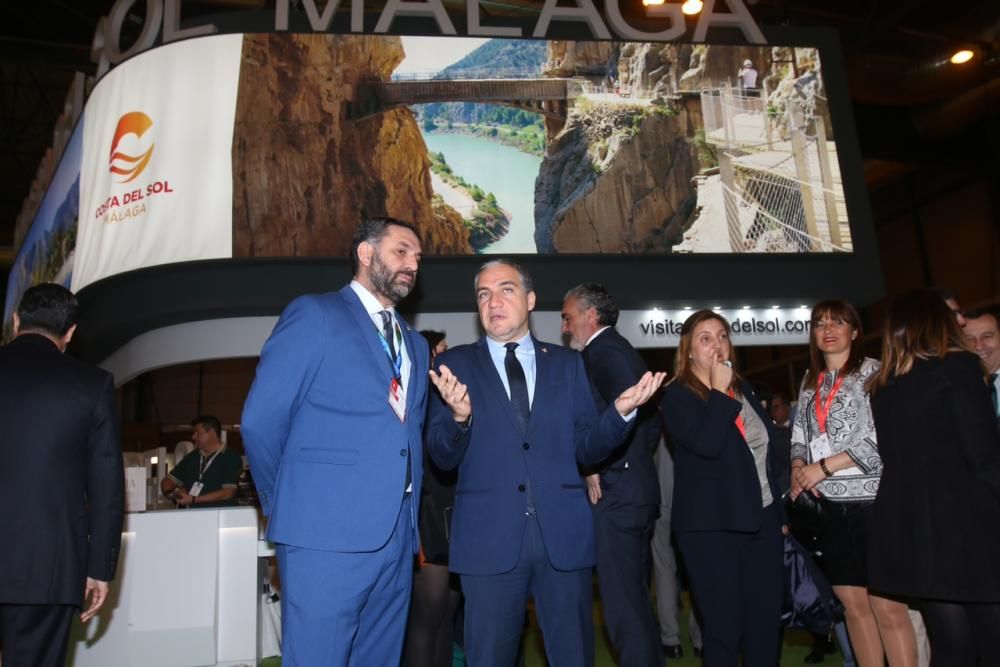 Los pueblos de Málaga, la presentación de la salida de la Vuelta a España desde Málaga y la presencia del consejero, Javier Fernández, protagonistas este jueves en Fitur.