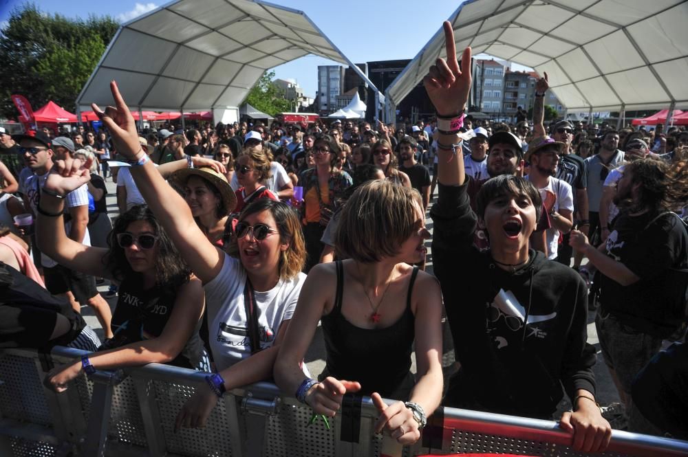 Revenidas pone fin a una nueva y exitosa edición de buena música y ambiente a orillas del mar de Vilaxoán.