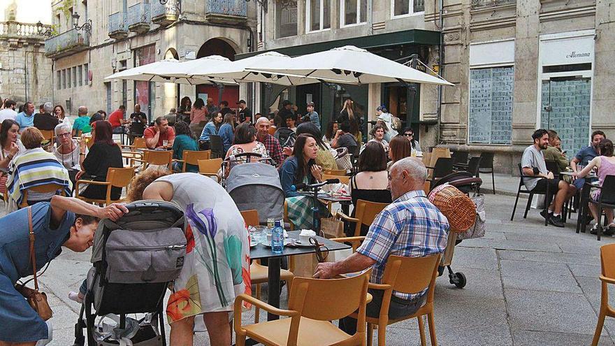 Zona de terrazas en el entorno de Santa Eufemia en Ourense.