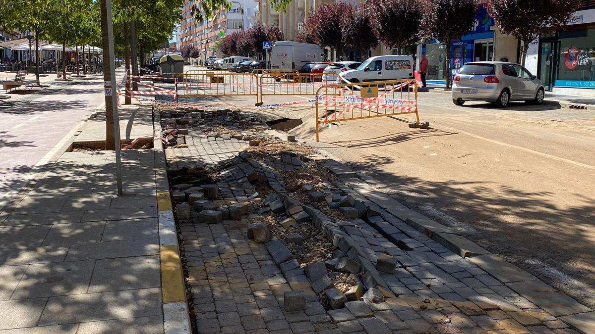 Socavón en la avenida de la Paz