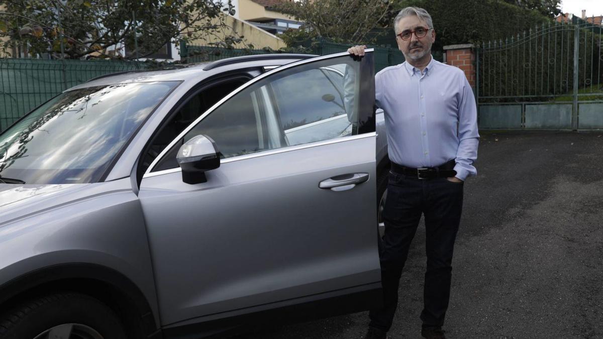 El impactante relato del gijonés que aceleró para salvar su vida en el Huerna: "Me caían rocas en el coche, volví a nacer"