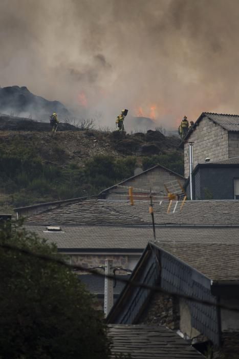 Incendio en los montes de León