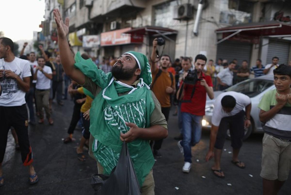 Los palestinos celebran en las calles el alto el fuego