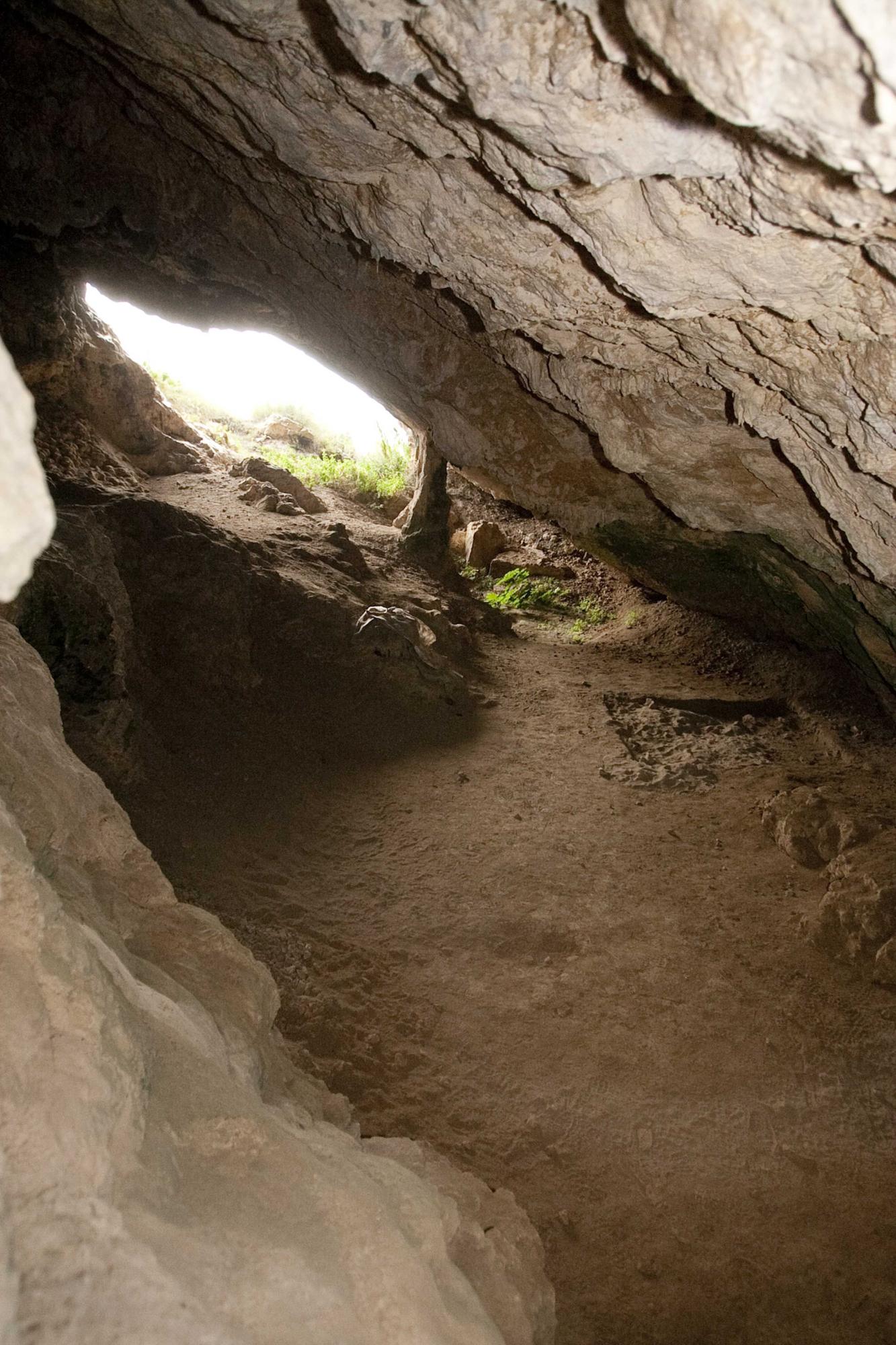 Cuevas del Barranc Fos, Bocairent 02.JPG