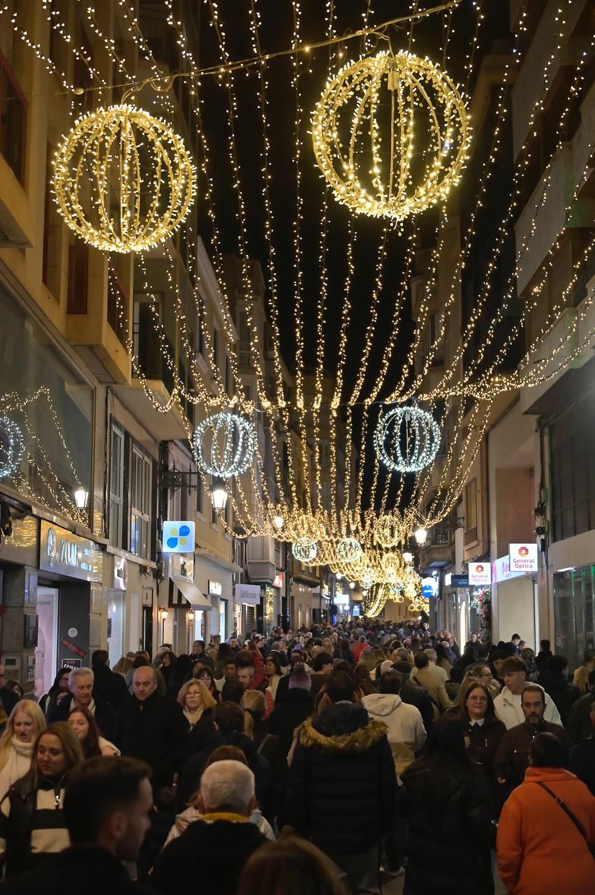 Elche se ilumina por Navidad