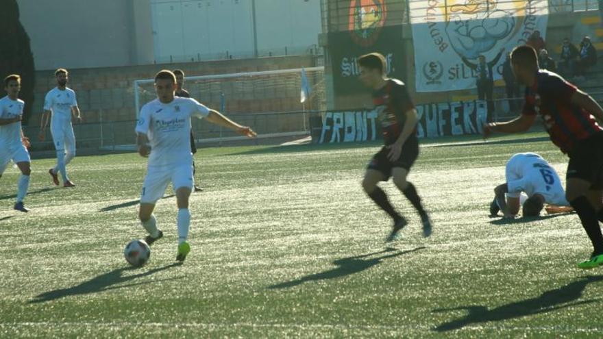 Imagen del partido disputado por el Eldense en Silla.