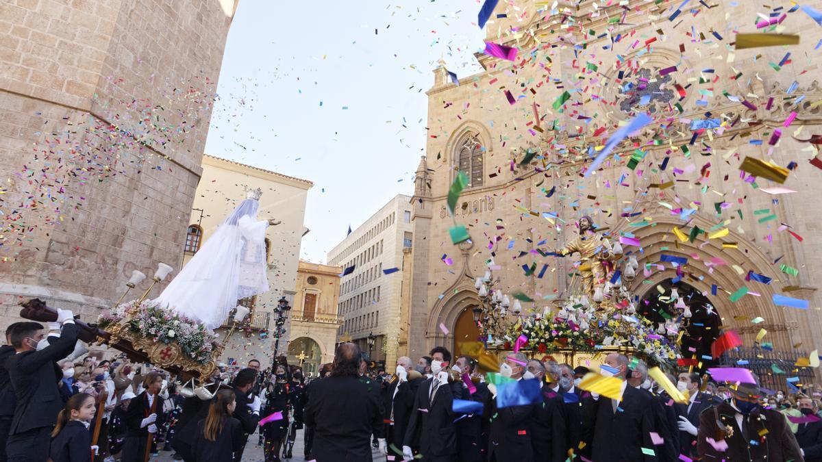 Procesión del Encuentro en Castelló.