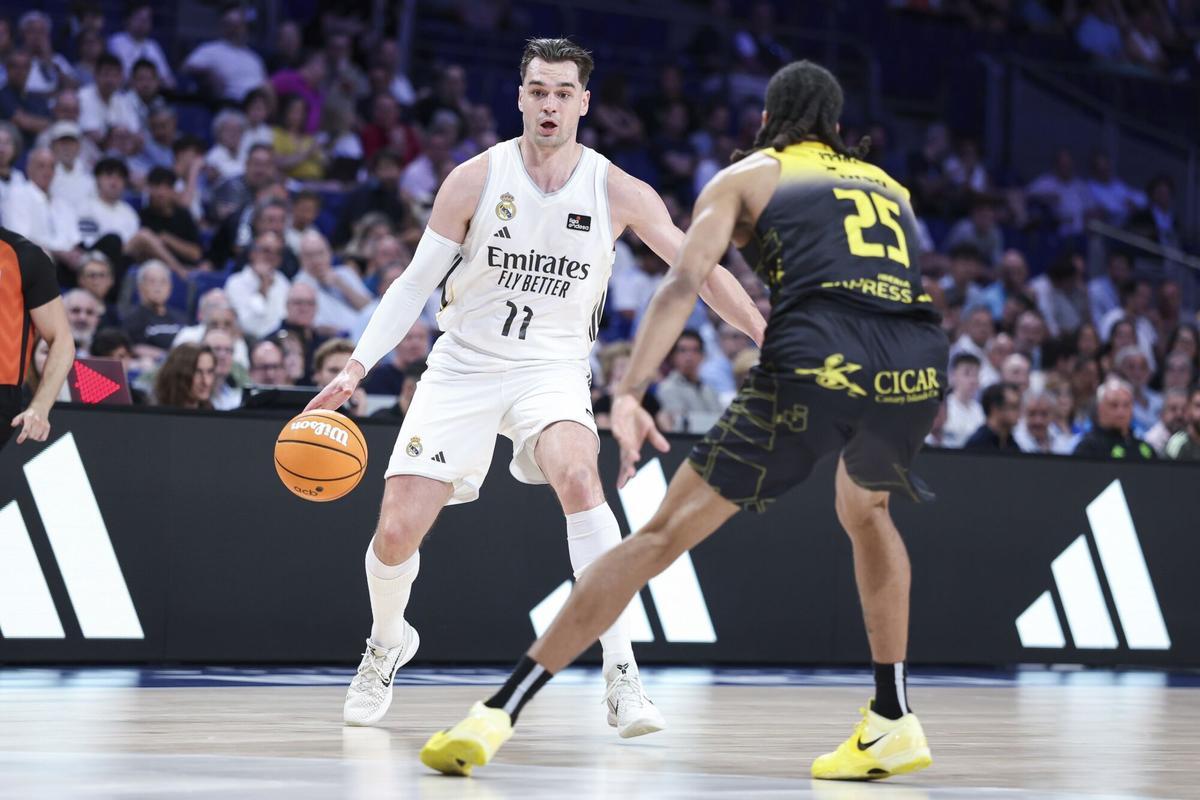 El Madrid respondió en Tenerife y devuelve la serie al Movistar Arena y como favoritos a pasar a 'semis'