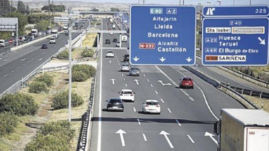 El sector del transporte en Aragón rechaza el pago en las autovías