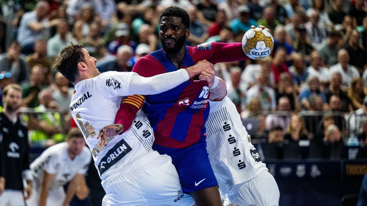 Dika Mem ni siquiera necesitó destapar todo su tarro