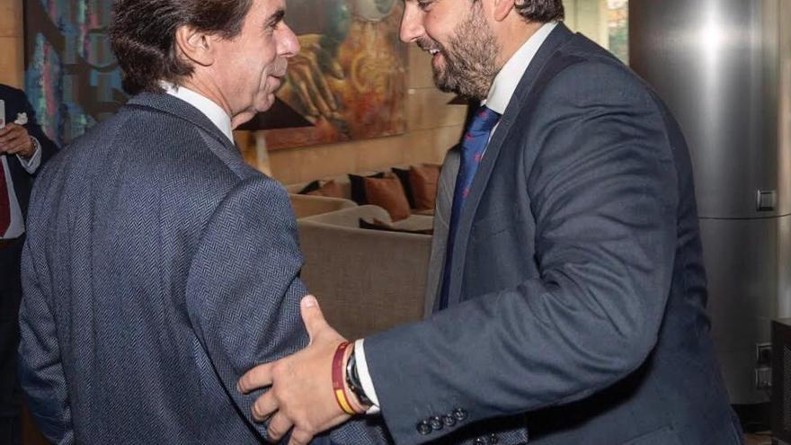 José María Aznar y Fernando López Miras, en Murcia.