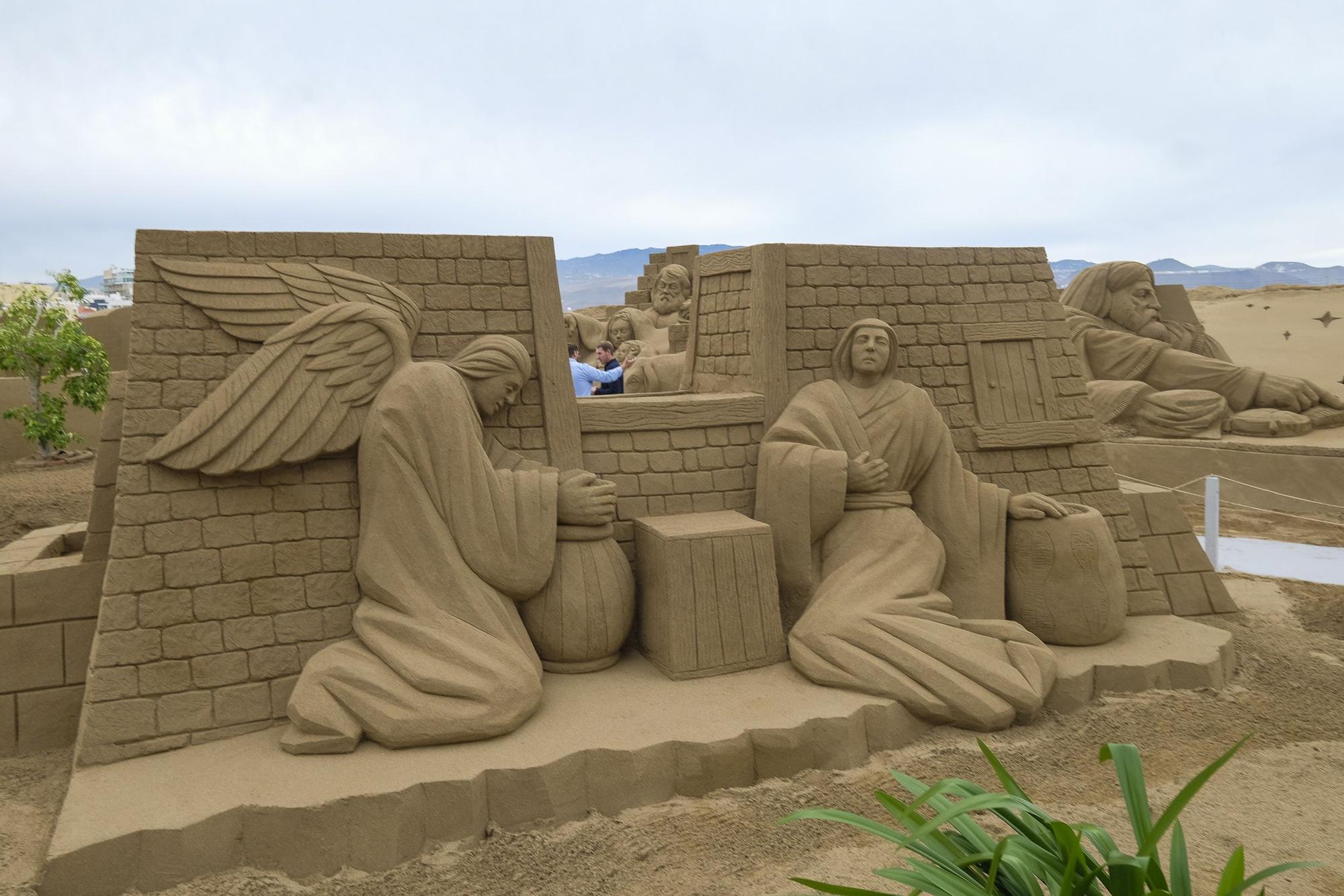 Inauguración del Belén de Arena en la playa de Las Canteras