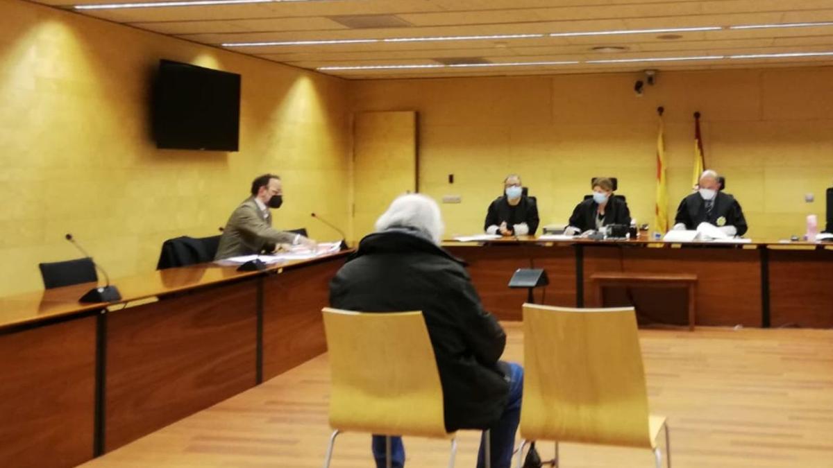 L’acusat durant el judici a l’Audiència de Girona, el gener. | ARIADNA SALA