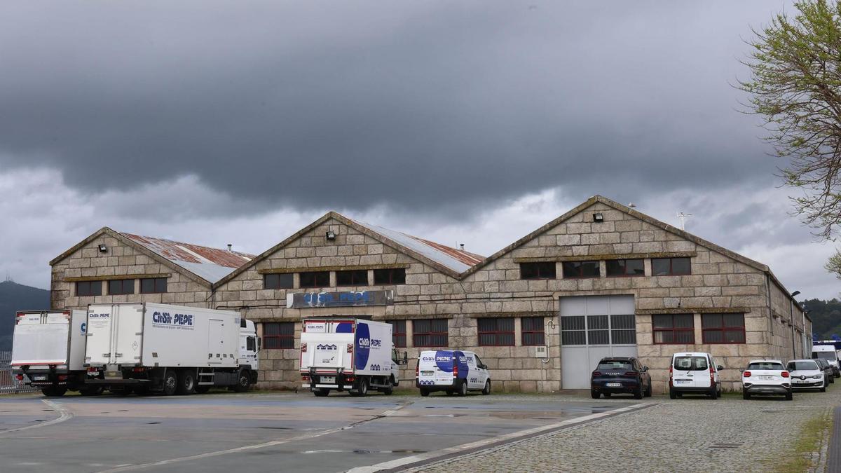 Juicio en Vigo por el robo de más de 85.000 euros y casi 5.000 cartones de tabaco de importación en Casa Pepe