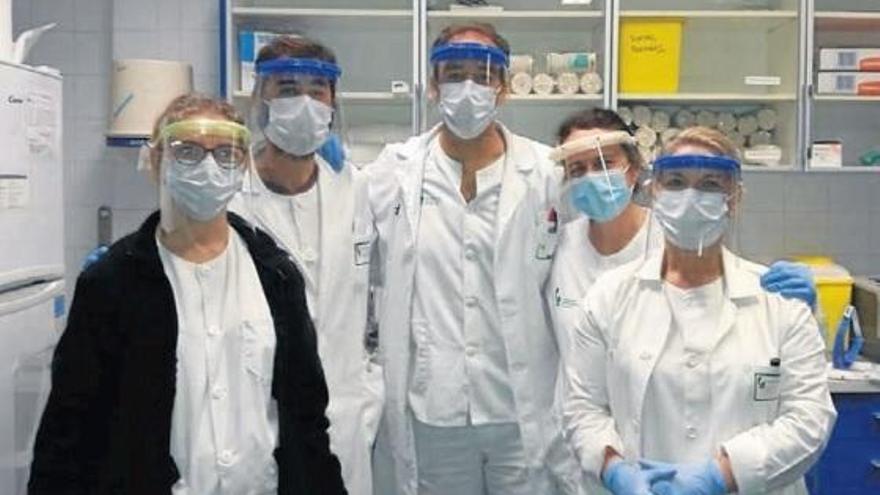Sanitarios del Hospital de Mérida reciben unos 40 protectores 3D
