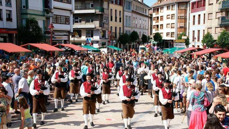 La Banda de Gaites de Villaviciosa-El Gaitero.