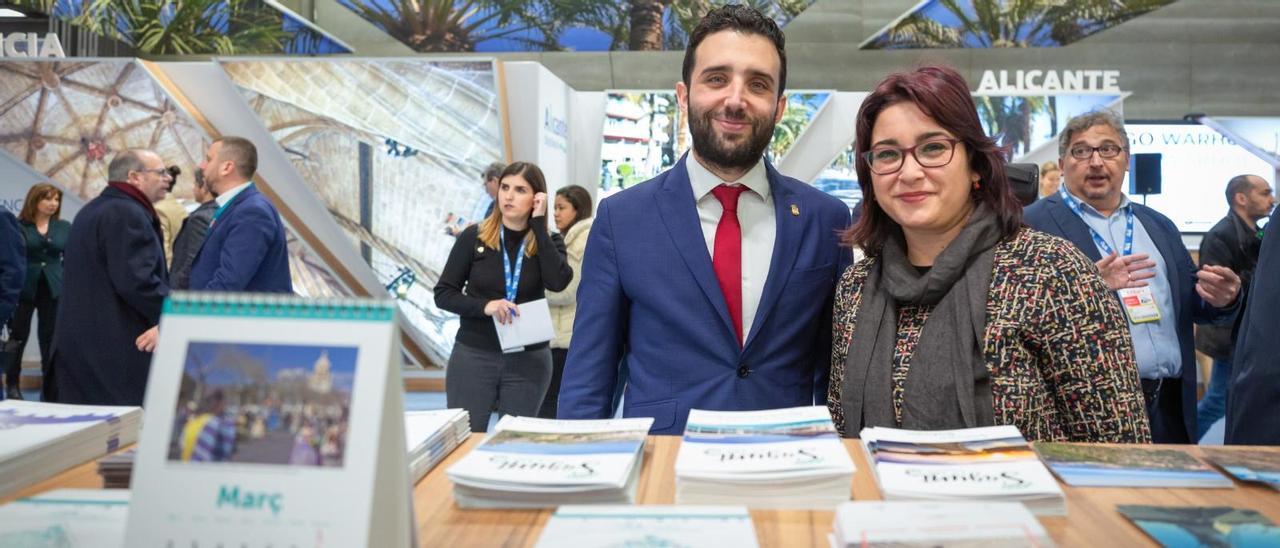 El alcalde y la concejala de Turismo en FITUR hace un par de años