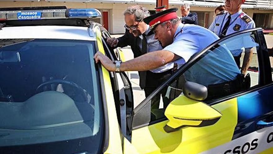 Quim Torra en una visita a la seu central dels Mossos