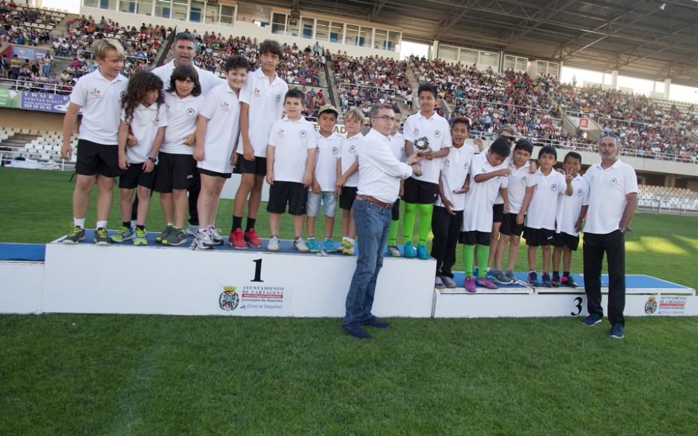 Clausura de la liga local de fútbol base de Cartag