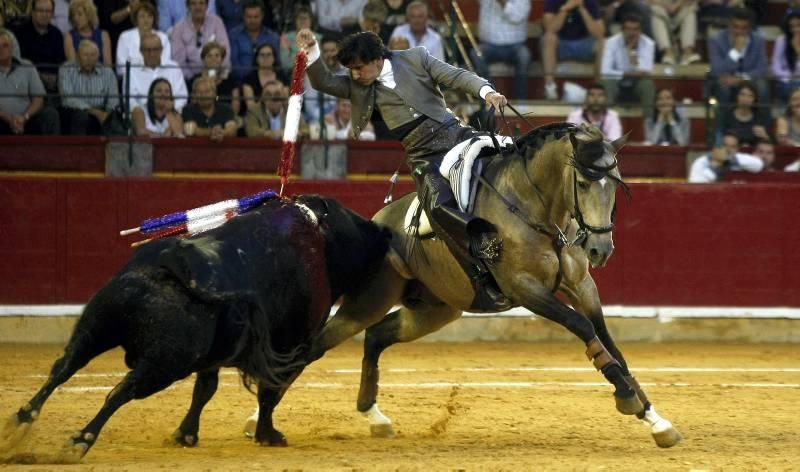 Toros: segundo día de Feria, lunes 12 de octubre de 2015